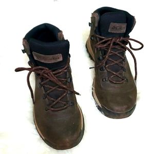 Columbia waterproof brown hiking boots. Size 10 US.